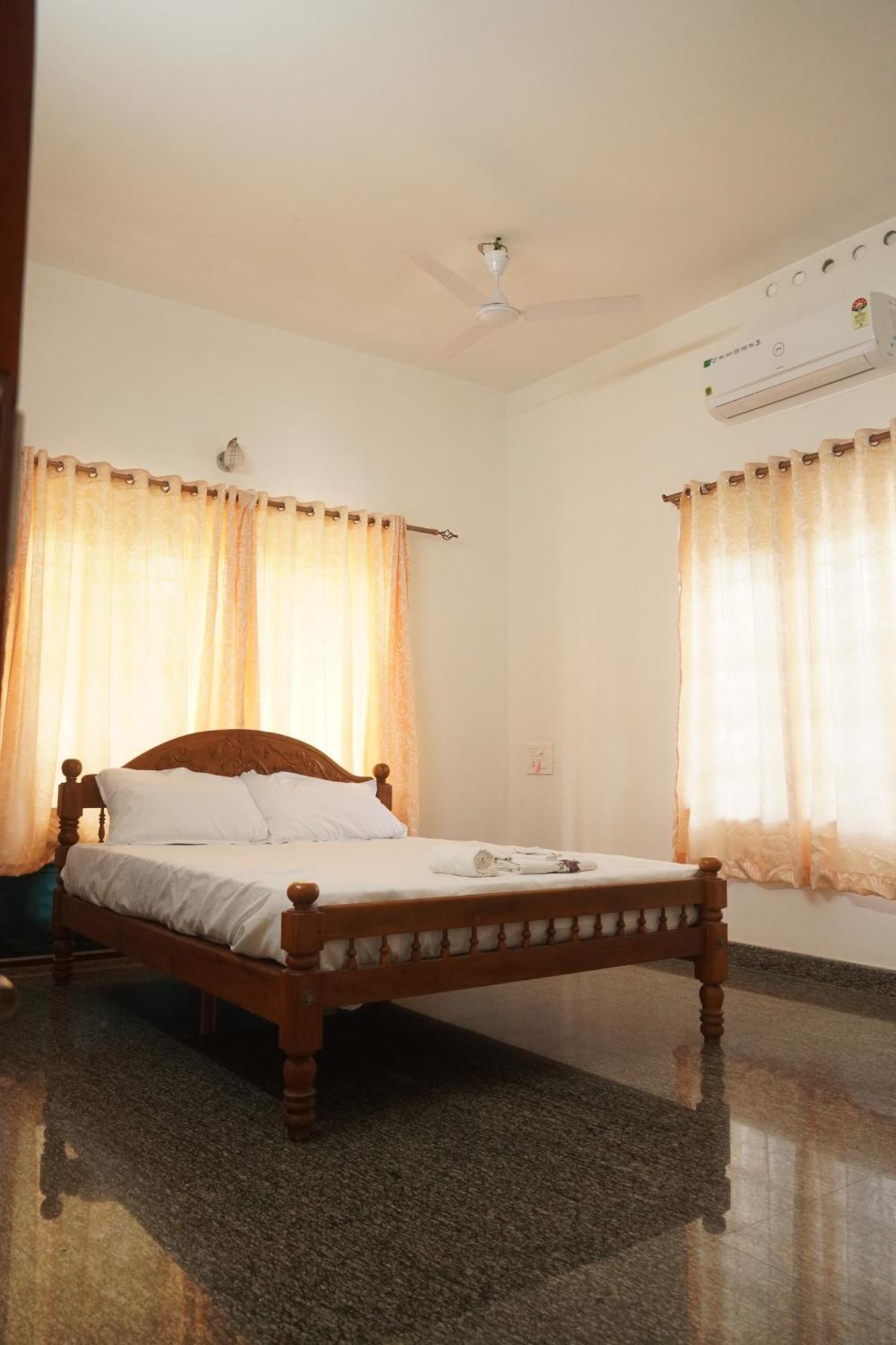 Joby Homestay Kadamakudy Kochi Exterior foto