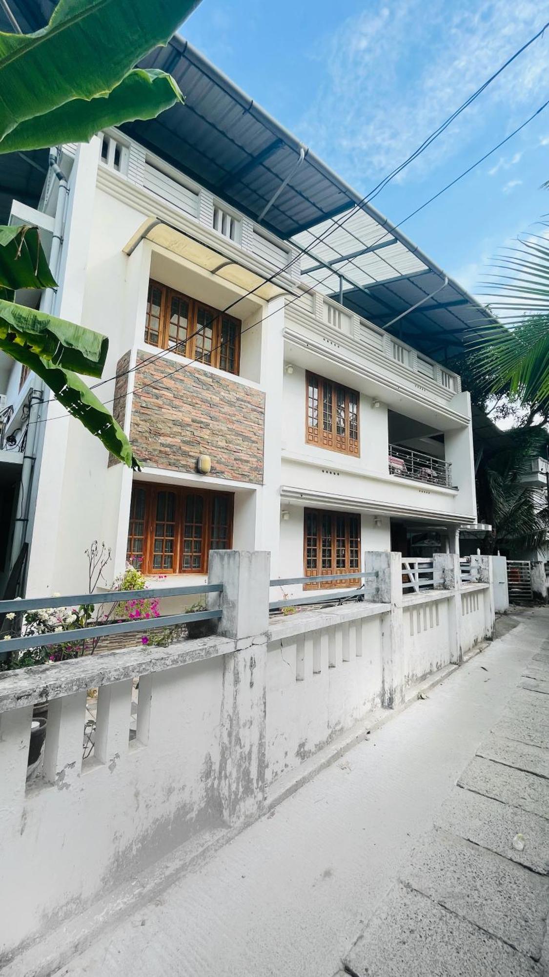 Joby Homestay Kadamakudy Kochi Exterior foto